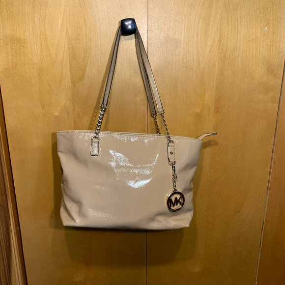 Michael Kors Tan buttery soft patent leather handbag - Picture 1 of 11